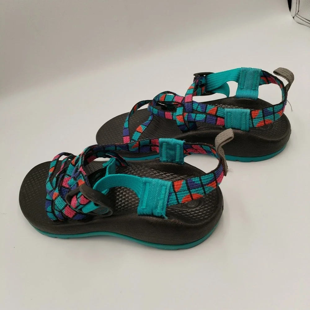 Chaco Z1 Classic Kids Sandals Multi Color Geometric Straps Size US 2 Youth
